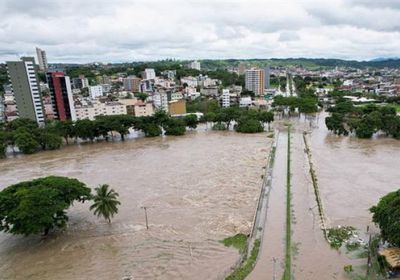 70 ألف شخص غادروا منازلهم بالبرازيل بسبب الفيضانات