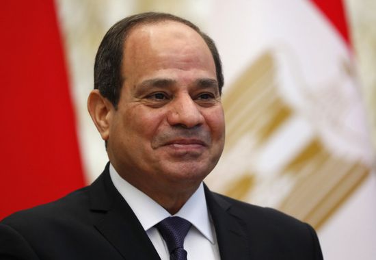 السيسي مهنئا أقباط مصر: كل عام والمصريين هم القدوة والمثل في التآخي والتعايش