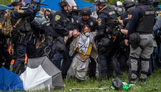 الشرطة الأمريكية تنفي احتجاز متظاهرين في جامعة كاليفورنيا