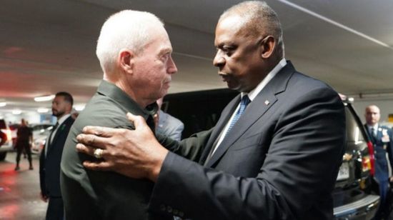 أوستن يبحث مع نظيره الإسرائيلي العملية المحتملة برفح