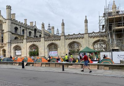 مخيمات داعمة لغزة بجامعتي "أكسفورد" و"كمبردج"