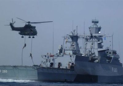 ألمانيا ترسل سفينتين حربيتين إلى منطقة المحيطين