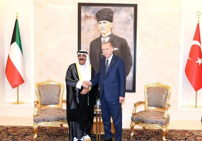 أمير الكويت يصل إلى تركيا في زيارة رسمية