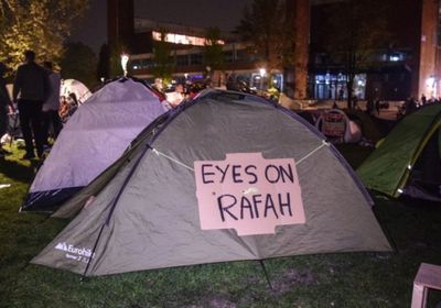 الشرطة الهولندية تفض احتجاجاً مؤيداً للفلسطينيين في جامعة أمستردام