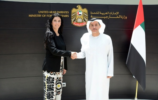 الخارجية الإماراتية تتسلم البراءة القنصلية لقنصل عام مالطا