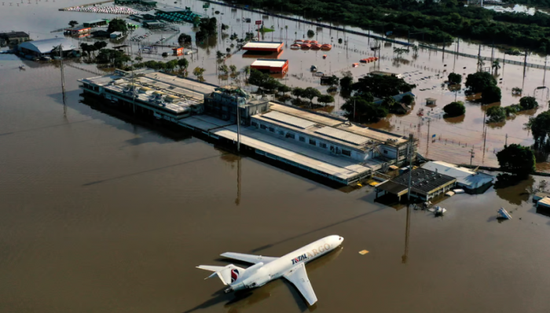 البرازيل.. ارتفاع حصيلة ضحايا الفيضانات لـ83 قتيلاً