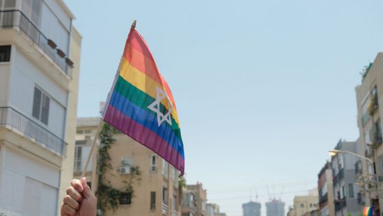 رئيس بلدية تل أبيب يقرر إلغاء مسيرة المثليين هذا العام