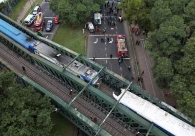 إصابة 30 شخصا إثر تصادم قطارين في الأرجنتين