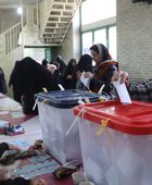 تمديد الجولة الثانية للانتخابات البرلمانية بإيران ساعتين