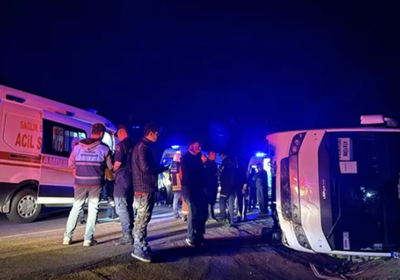 معظمهم من الطلاب.. إصابة 25 شخصا إثر حادث سير في تركيا