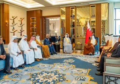 ولي عهد البحرين ينوه بالمبادرات الإماراتية لتعزيز التعاون الخليجي والعربي