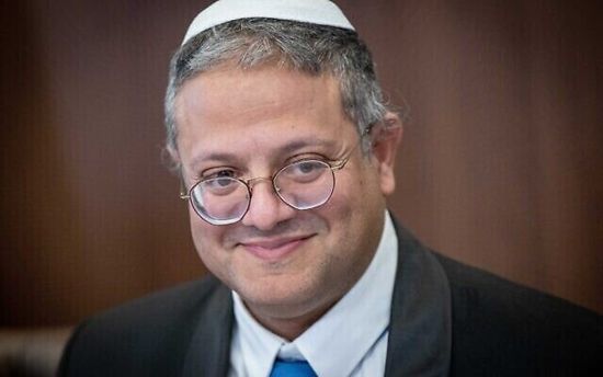 "بن غفير" يصف "غانتس" بالمخادع الكبير