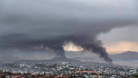 بسبب أعمال شغب.. بدء إجلاء السياح الفرنسيين من كاليدونيا الجديدة