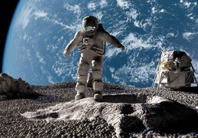 الملياردير الياباني مايزاوا يلغي رحلة "دير مون" الخاصة حول القمر