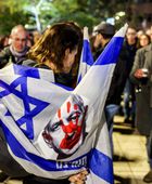 تظاهرات ضخمة بتل أبيب ضد نتنياهو