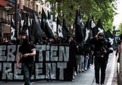 تظاهرات لعشرات الآلاف ضد اليمين المتطرف بفرنسا