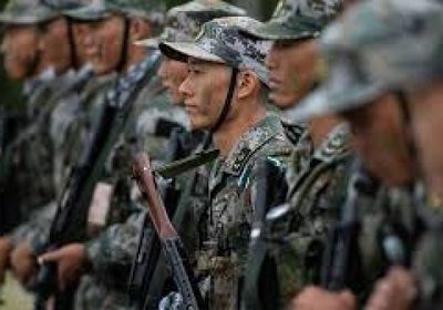 كوريا الشمالية تبني طرقاً بالمنطقة منزوعة السلاح