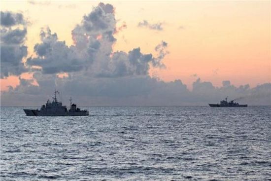 تصادم بين سفينتين صينية وفلبينية في بحر الصين الجنوبي