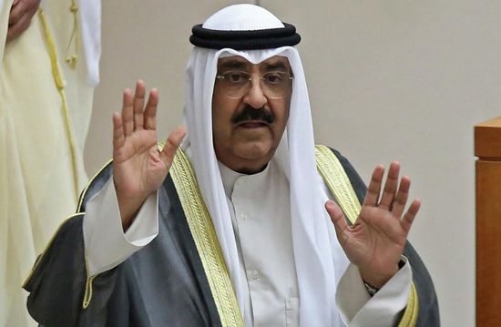 أمير الكويت يشيد بتوسعة بيت الله الحرام