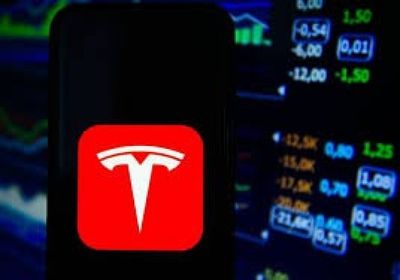 بيرنشتاين: رفض حزمة مكافآت "ماسك" يهدد سهم تسلا بالهبوط