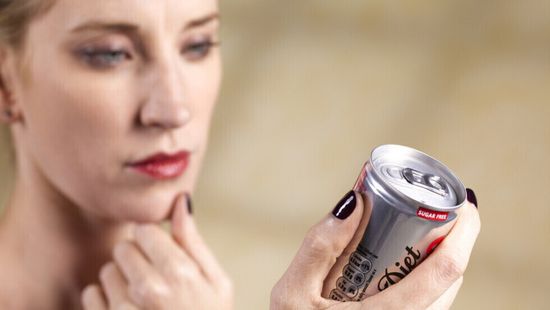 سحب عبوات من مشروب كوكا كولا بسبب مخاطر صحية
