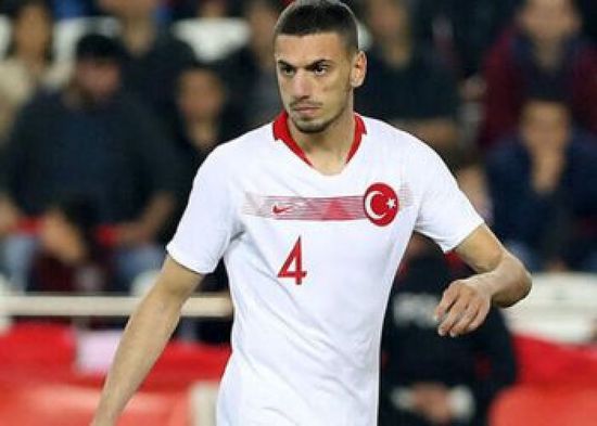 أنقرة تستدعي السفير الألماني بشأن احتفال لاعب كرة قدم تركي