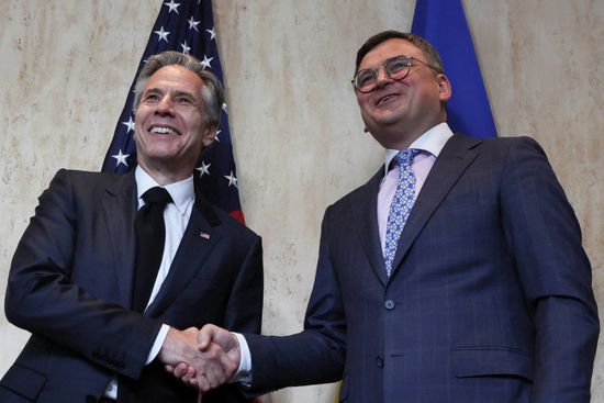 وزيرا الخارجية الأمريكي والأوكراني يبحثان تعزيز الدفاع الجوي