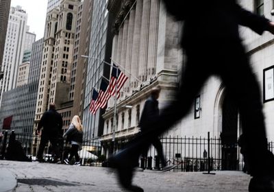 انكماش قطاع الخدمات بأمريكا للمرة الثانية في 3 أشهر