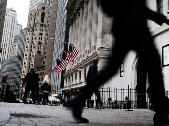 انكماش قطاع الخدمات بأمريكا للمرة الثانية في 3 أشهر