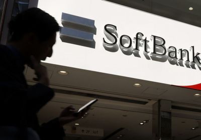 سوفت بنك يستعد لضخ 10 مليارات دولار في مشاريع الطاقة