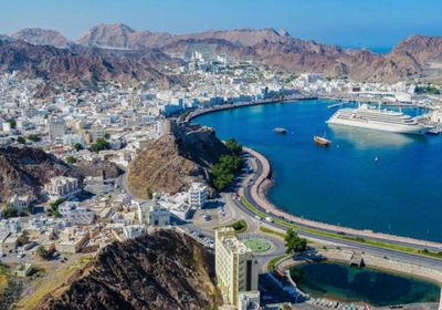 انخفاض إيرادات عمان 7% بنهاية مايو لتراجع النفط
