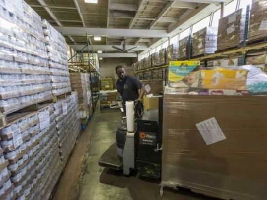 مخزونات الجملة في أمريكا تُسجل أعلى زيادة شهرية من 2022