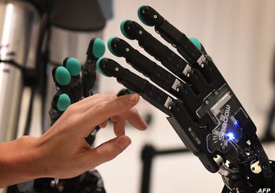 شركات التكنولوجيا تنفق مئات المليارات على الذكاء الاصطناعي