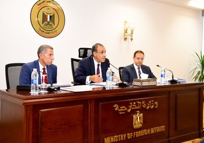 مصر.. وزير الخارجية يشهد أداء القسم للدفعة الجديدة من الملحقين الدبلوماسيين