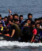 البحرية المغربية تنقذ 196 مهاجرًا غير شرعي