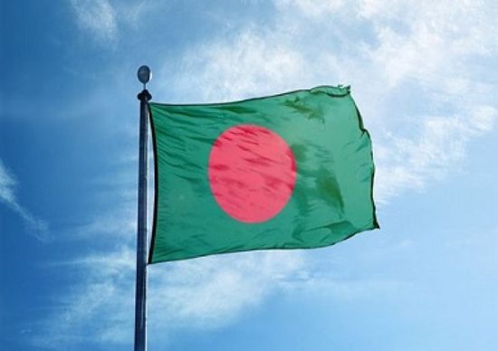 بنغلادش.. الشرطة تطلق النار بالرصاص الحي على المتظاهرين في دكا
