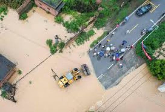 انهيار جسر ومقتل 20 بسبب الأمطار بالصين