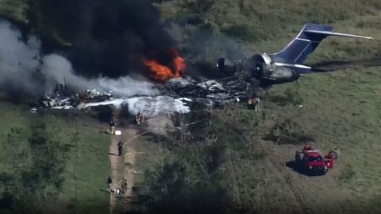 تحطم طائرة على متنها 19 شخصا عند الاقلاع في النيبال