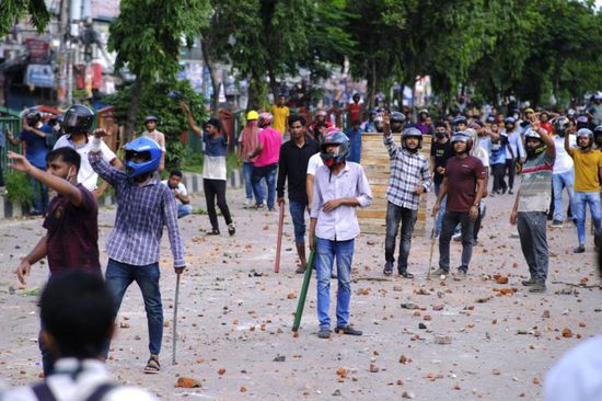 اقتياد ثلاثة من قادة الاحتجاجات في بنغلادش