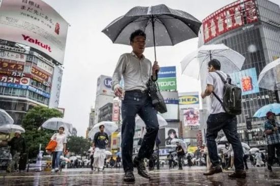 اليابان تشهد انخفاضاً قياسياً في عدد السكان