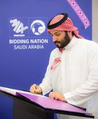 محمد بن سلمان يبارك استكمال المملكة الإجراءات النهائية لملف استضافة كأس العالم 2034