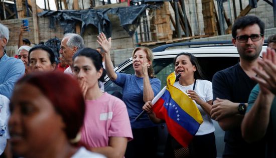الكرملين يدعو المعارضة الفنزويلية للتسليم بخسارتها الانتخابات