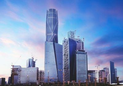 الاقتصاد السعودي يشهد نموًا في الأنشطة غير النفطية