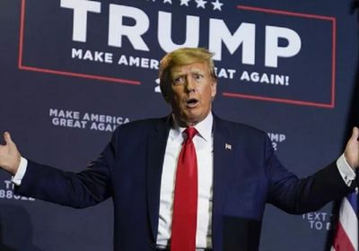 ترامب يتهم إدارة بايدن بتخريب الاقتصاد الأمريكي