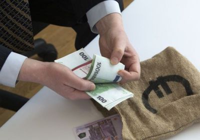 هبوط التضخم في هولندا إلى 3.3% مع انحسار أسعار الطاقة