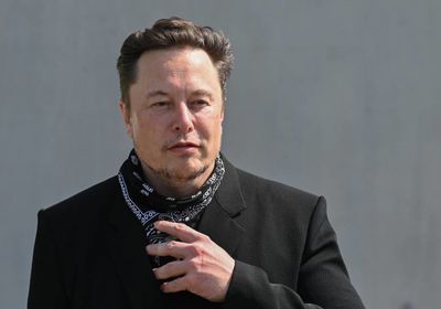 ماسك يواجه تحديًا قضائيًا في البرازيل يهدد بإغلاق "إكس"