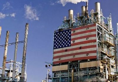 تراجع مخزونات النفط 7.4 مليون برميل 