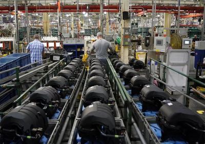 انكماش النشاط الصناعي الأمريكي مع تزايد المخاوف