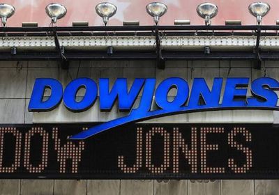 داو جونز يهبط 1% في نهاية التداولات 