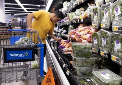 فيتش: المستهلكون الأثرياء يقودون الإنفاق في أمريكا